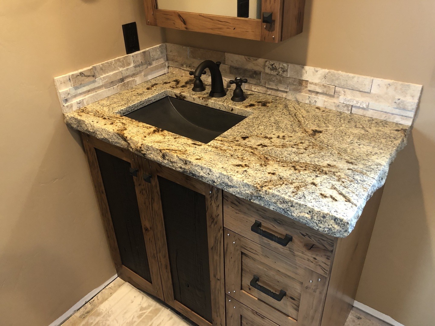 Bathroom-granite-in-denver-colorado